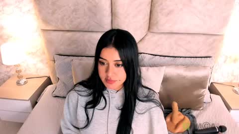 AMATISTA online show from February 9, 1:00 am