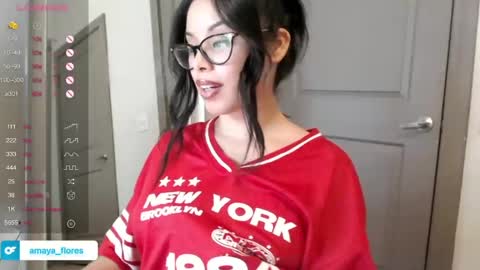 amaya_floress online show from March 6, 8:52 am