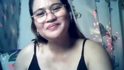 amazing angel online show from March 24, 1:38 pm