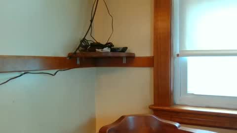 So many calling me Laura but i am Lora now i know Lora is SpanishLaura is EnglishLori is Italian so can call me those name online show from November 5, 4:51 pm