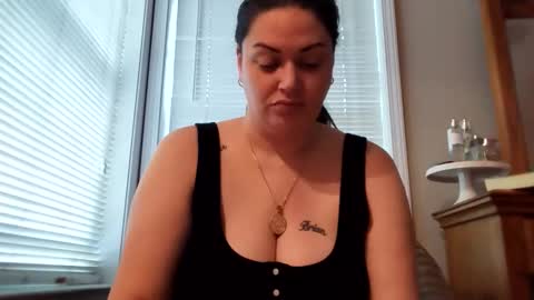 amazonnnnn33 online show from January 14, 2:12 pm