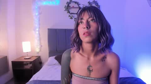 Snapshot of ambar_gh1 chatting on October 13, 7:25 pm ambar_gh1 online show from October 13, 7:25 pm