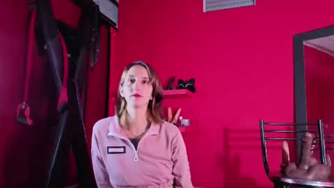 ambar_roux1 online show from November 22, 2:32 am