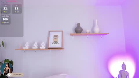 ambarevans_ online show from September 9, 11:32 am