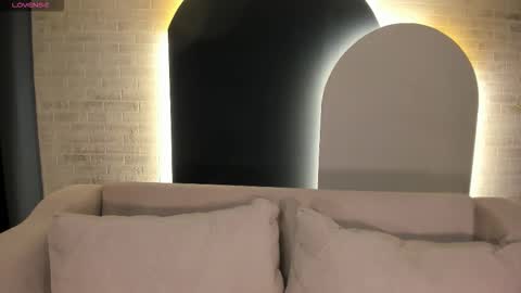 Ambar  online show from March 25, 11:49 am