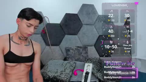 Snapshot of amber_adams_ chatting on January 28, 5:03 pm Amber online show from January 28, 5:03 pm