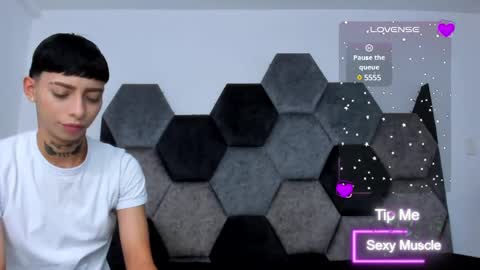 Snapshot of amber_adams_ chatting on March 7, 4:22 pm Amber online show from March 7, 4:22 pm