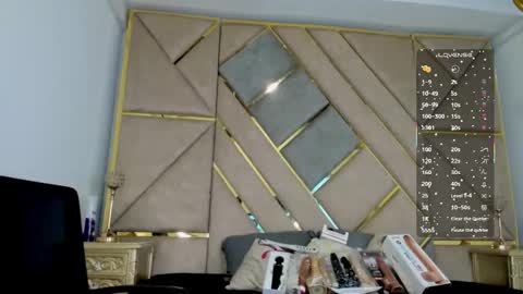 Snapshot of amber_adams_ chatting on September 9, 12:59 pm Amber online show from September 9, 12:59 pm