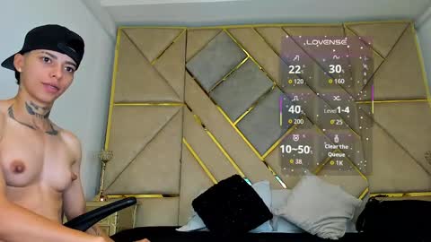 Snapshot of amber_adams_ chatting on October 2, 2:02 pm Amber online show from October 2, 2:02 pm