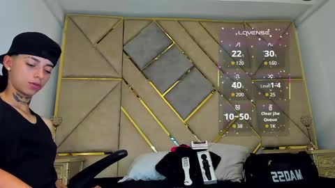 Snapshot of amber_adams_ chatting on October 3, 3:31 pm Amber online show from October 3, 3:31 pm