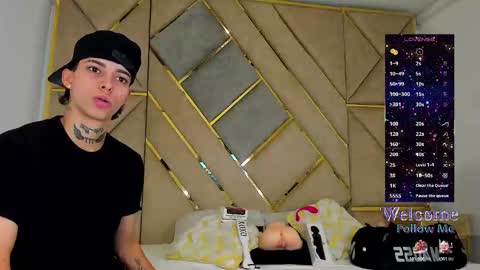 Snapshot of amber_adams_ chatting on November 11, 2:39 pm Amber online show from November 11, 2:39 pm