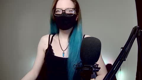 Amber non-nude model online show from December 23, 10:33 pm