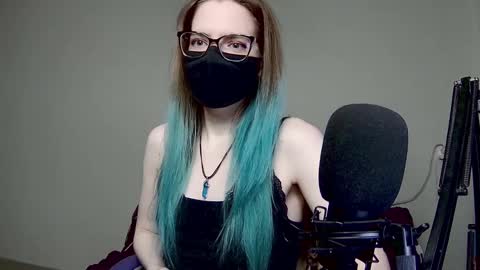 Amber non-nude model online show from January 27, 11:54 pm