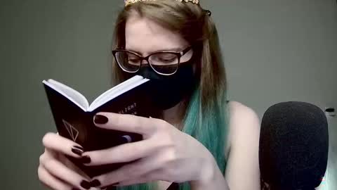 Amber non-nude model online show from March 4, 1:45 am