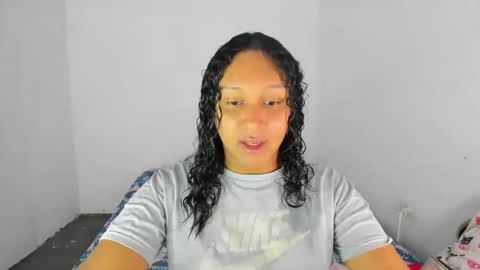 Snapshot of amber_lee20 chatting on September 23, 7:39 pm LUISA online show from September 23, 7:39 pm