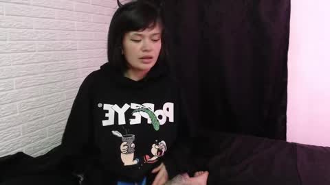 Snapshot of amber_rouss chatting on March 11, 4:32 am ROUSS online show from March 11, 4:32 am