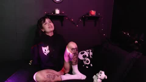 Snapshot of amber_rouss chatting on October 10, 12:31 am ROUSS online show from October 10, 12:31 am