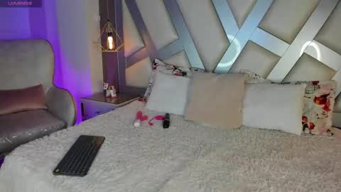 Snapshot of amber_villalobos chatting on November 20, 2:12 am Tell me Amber online show from November 20, 2:12 am