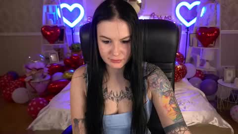 Snapshot of amberdismond chatting on February 25, 5:36 pm Anna online show from February 25, 5:36 pm