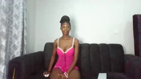 Snapshot of amberheat chatting on October 31, 8:32 pm CAMI online show from October 31, 8:32 pm