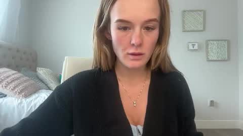 Amber online show from November 17, 8:14 pm