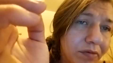 Snapshot of amberjohnson1387 chatting on November 20, 6:35 am amberjohnson1387 online show from November 20, 6:35 am