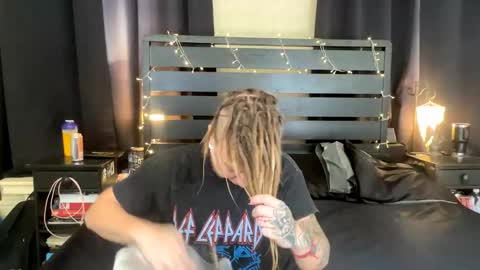 Snapshot of amberneddie chatting on November 13, 5:34 pm Amberneddie online show from November 13, 5:34 pm