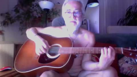 Snapshot of amberr11 chatting on October 26, 11:31 pm Amberr11 online show from October 26, 11:31 pm