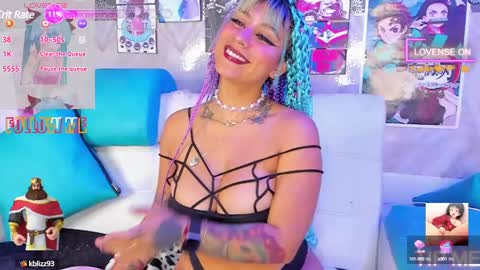 Snapshot of amberr_thompson chatting on January 28, 8:14 am amberr_thompson online show from January 28, 8:14 am