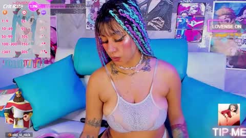 Snapshot of amberr_thompson chatting on March 11, 10:07 am amberr_thompson online show from March 11, 10:07 am