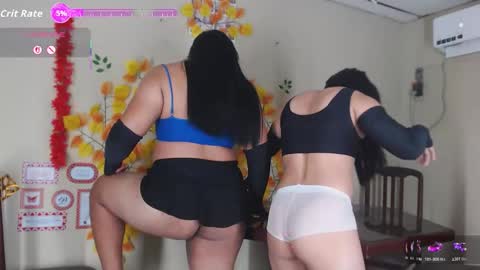 Snapshot of amberrsweet15 chatting on October 23, 11:03 pm Amber and Jim online show from October 23, 11:03 pm