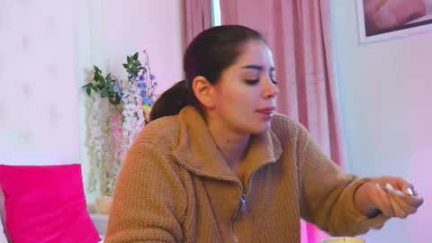 Amberseyes online show from March 14, 12:21 pm