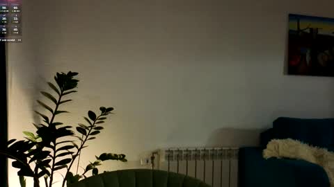 Snapshot of ambientmoon chatting on November 18, 3:49 pm Moon inst 4mbientmoon online show from November 18, 3:49 pm