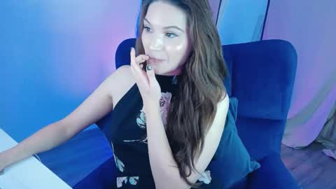 Snapshot of ambraenm chatting on October 19, 8:31 pm AmbraEnm online show from October 19, 8:31 pm