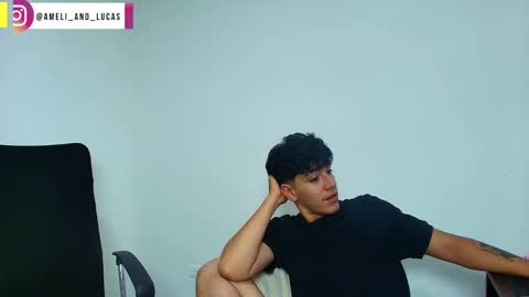 Snapshot of ameli_and_lucas chatting on December 28, 3:47 am Amelia Lucas online show from December 28, 3:47 am