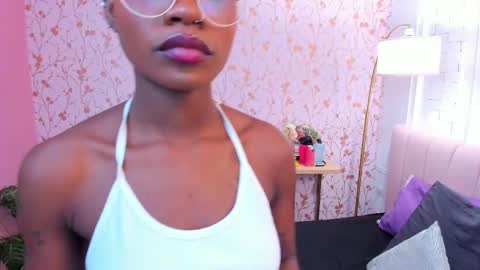Snapshot of amelia_adms chatting on September 12, 7:03 pm Amelia Adams online show from September 12, 7:03 pm