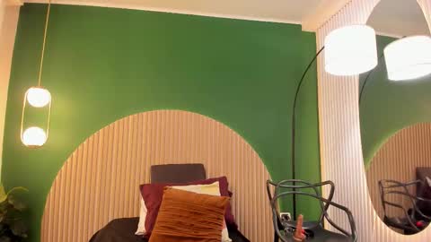 Amelia Adams online show from November 15, 7:16 am