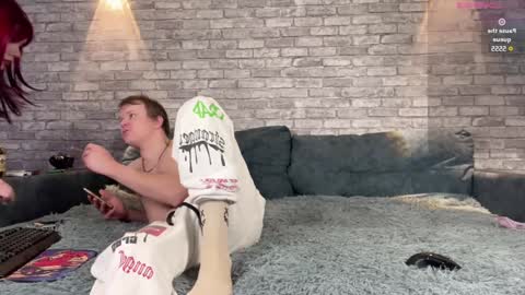 Amelia Aley  online show from January 26, 8:02 pm