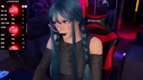 Amelia Aley  online show from October 6, 10:34 am