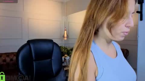 AMELIA online show from September 14, 11:09 am