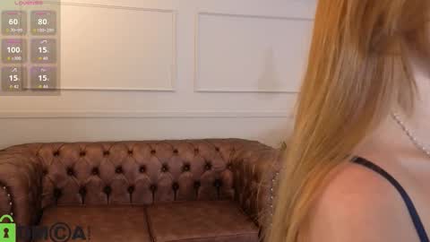 AMELIA online show from October 19, 11:55 am