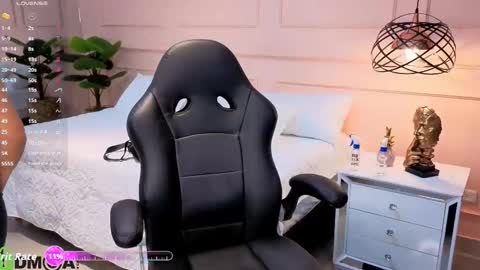 AMELIA online show from January 17, 11:48 am