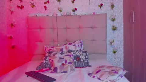 Snapshot of amelia_ferrerx chatting on October 15, 3:39 am amelia_ferrerx online show from October 15, 3:39 am