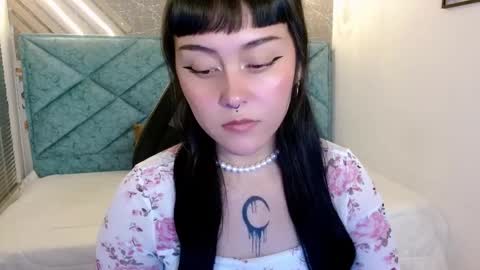 Snapshot of amelia_fry chatting on February 27, 6:50 am amelia_fry online show from February 27, 6:50 am