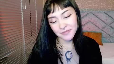 Snapshot of amelia_fry chatting on March 7, 9:51 am amelia_fry online show from March 7, 9:51 am
