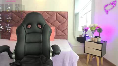 Snapshot of amelia_fry chatting on September 30, 8:25 pm amelia_fry online show from September 30, 8:25 pm