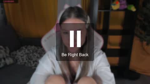 Snapshot of amelia_lein chatting on January 4, 3:07 am Your Amelia online show from January 4, 3:07 am