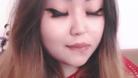 Amelia online show from May 2, 4:34 pm