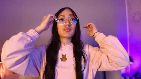 lia online show from October 16, 12:06 pm
