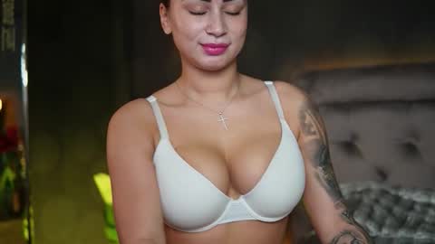 Snapshot of ameliajupiter chatting on November 15, 9:11 pm Amelia online show from November 15, 9:11 pm